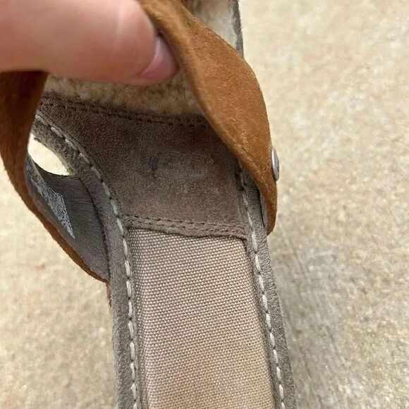 UGG Margott 1689 Suede Wedge Espadrilles - Picture 10 of 13